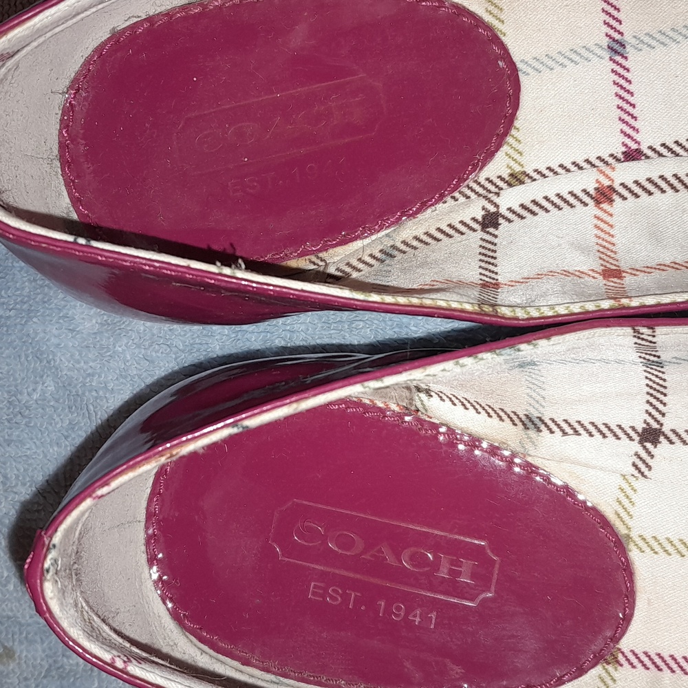 Cute bright pink Coach ballet flats size 6.5B - Picture 2 of 7